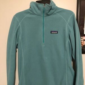 ☀️ Patagonia Blue Pull Over ☀️